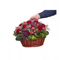 Kırmızı Gül Sepet Aranjmanı – Bodrum Aynı Gün Teslim